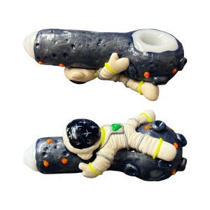 Spaceman Hand Pipe