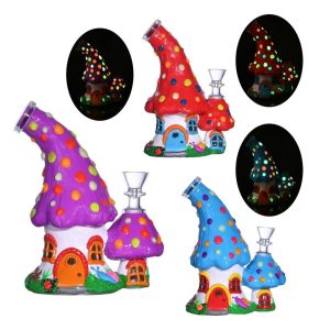 7" Mushroom House Water Pipe (Box 211)